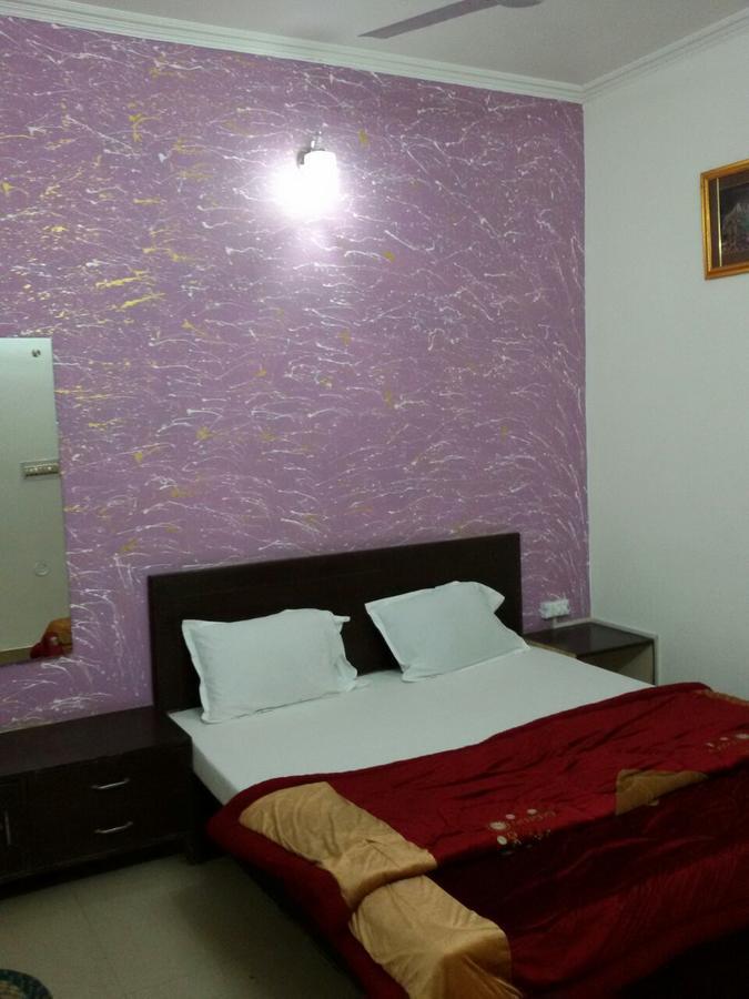 Hotel Aashiyana Agra  Bagian luar foto