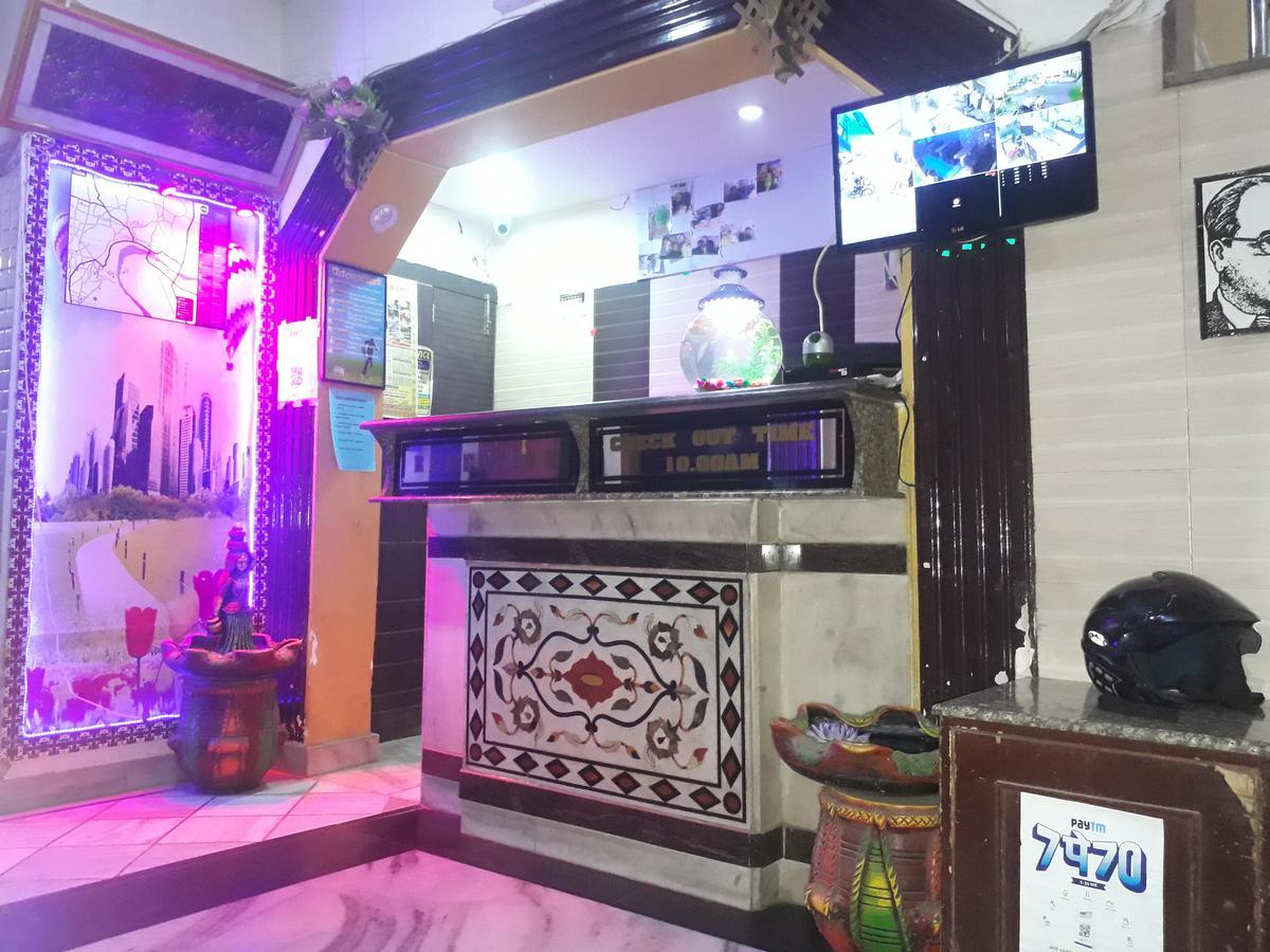 Hotel Aashiyana Agra  Bagian luar foto
